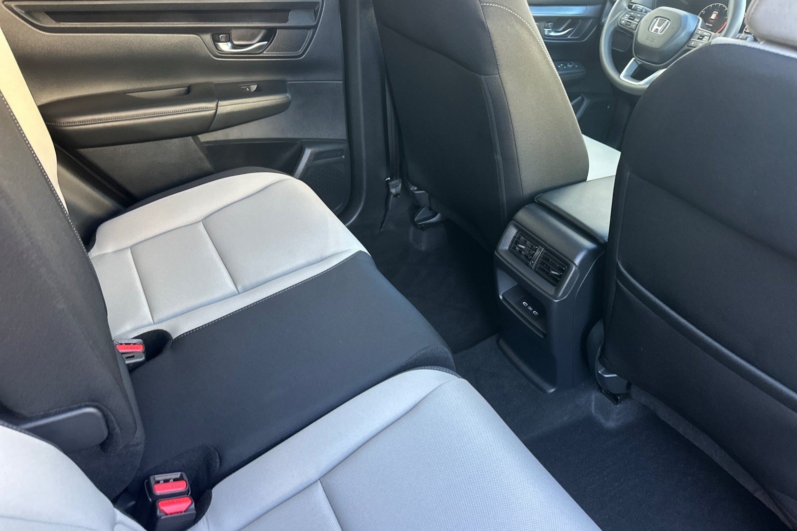 Certified 2025 Honda CR-V EX image 32