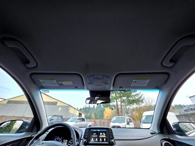 Used 2021 Hyundai Kona SE image 22