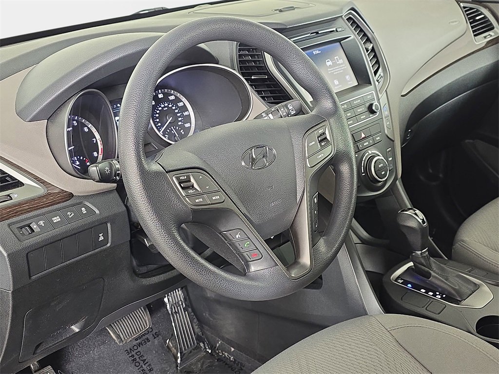 Used 2017 Hyundai Santa Fe Sport image 18