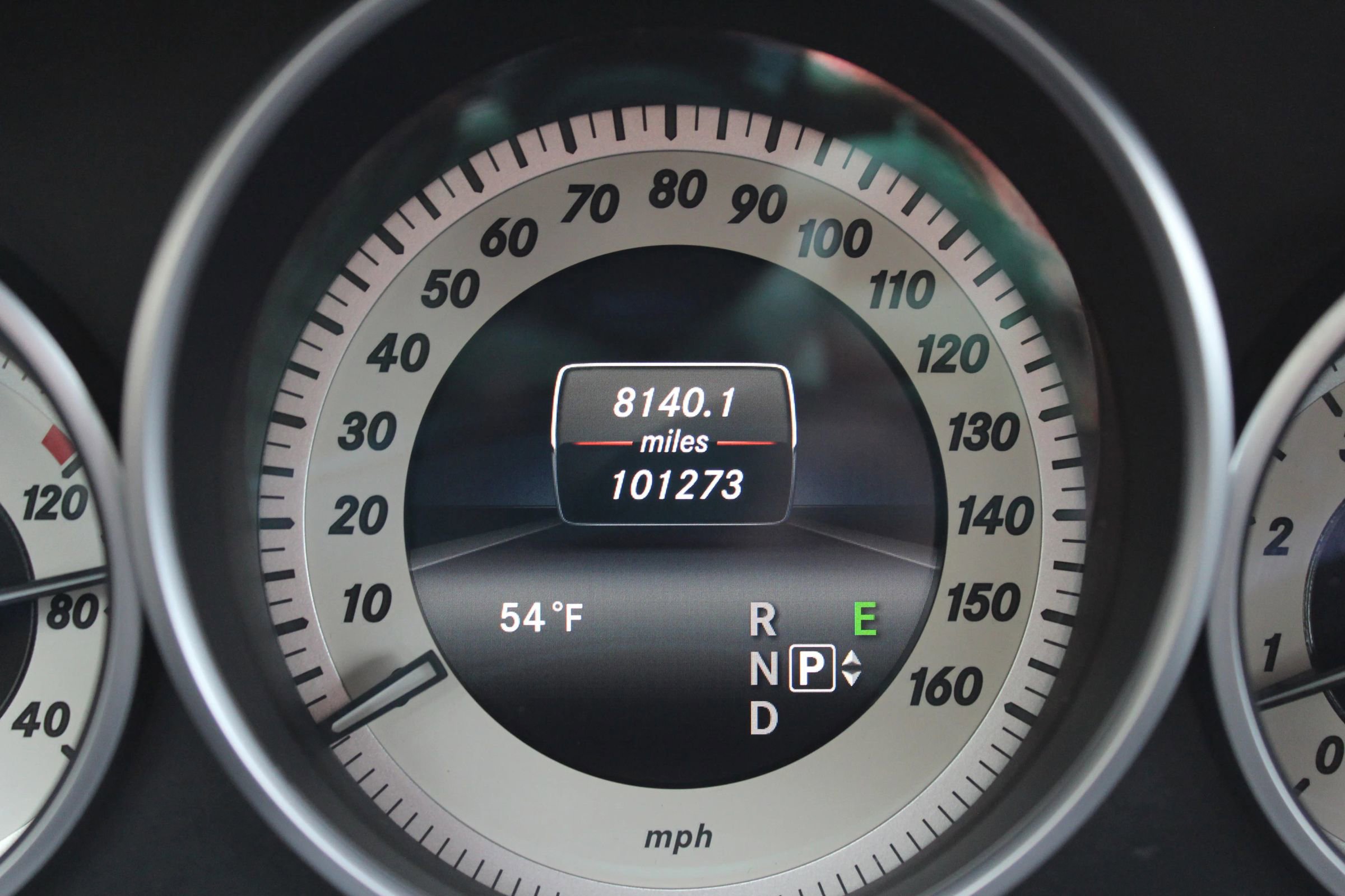 Used 2016 Mercedes-Benz E 350 4MATIC Sedan image 27