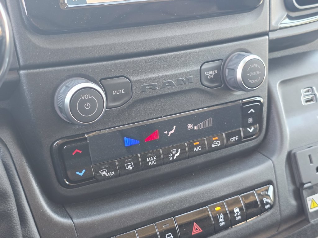 New 2026 RAM ProMaster 1500 w/ Safety Group FWD image 18
