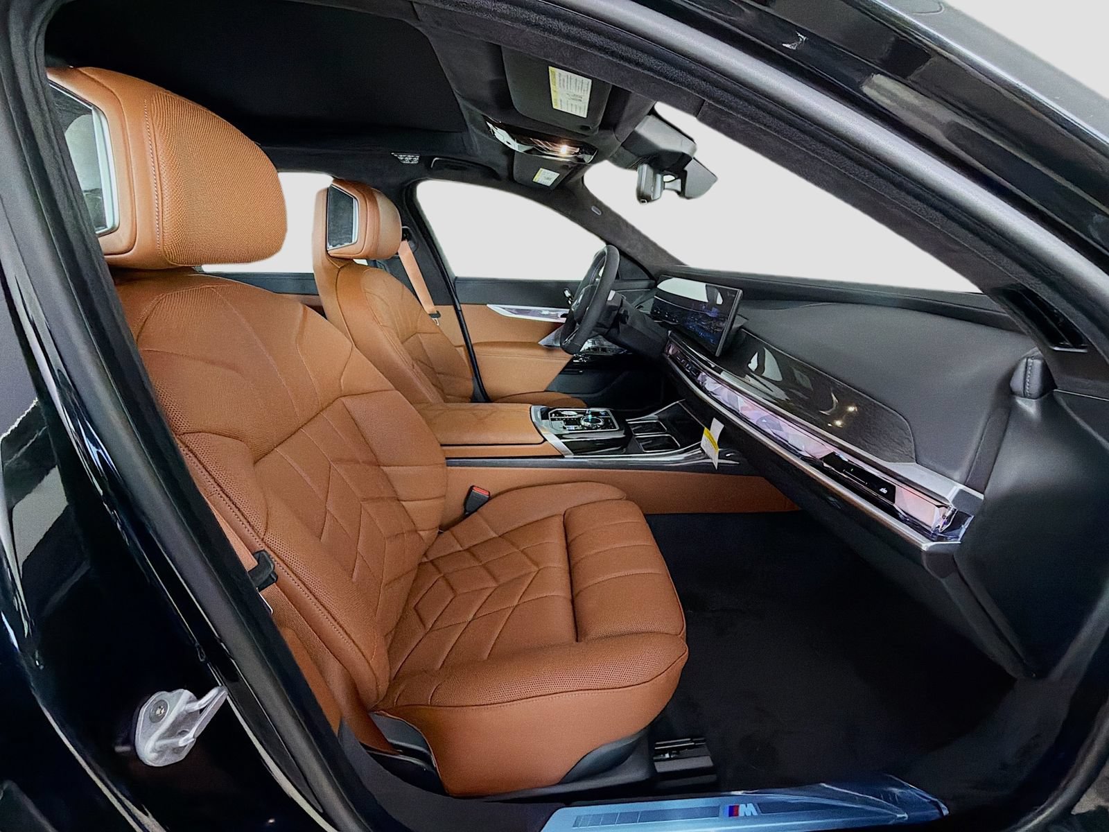 New 2026 BMW i7 xDrive60 AWD/4WD image 30