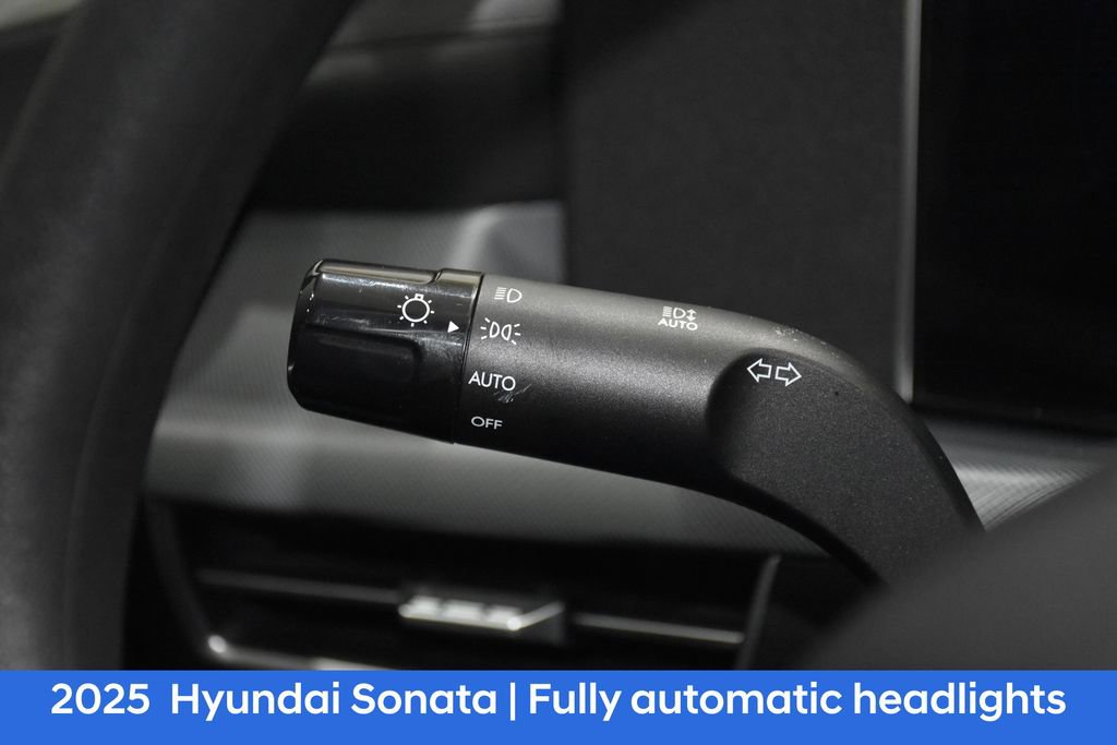 Certified 2025 Hyundai Sonata SE image 10