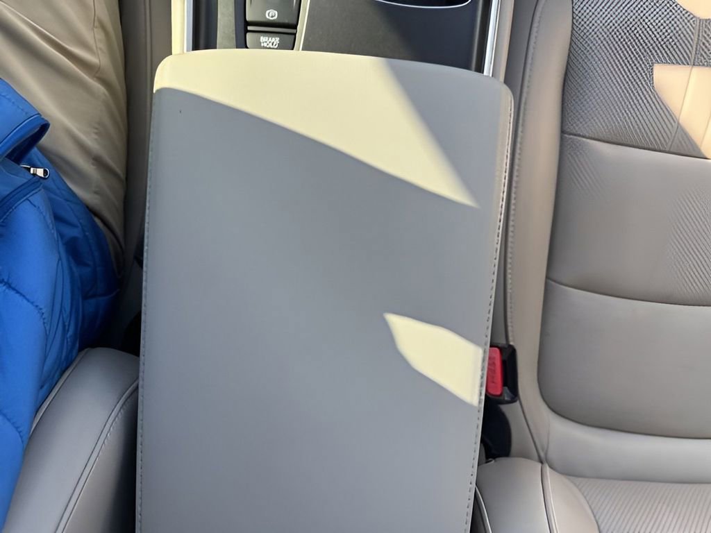 Used 2019 Honda Accord Touring image 31