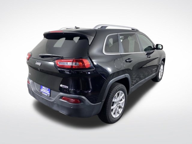 Used 2018 Jeep Cherokee Latitude w/ Safety Group AWD/4WD image 8