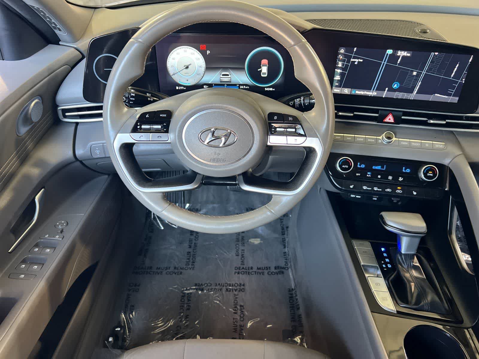 Used 2023 Hyundai Elantra SEL w/ Convenience Package FWD image 15