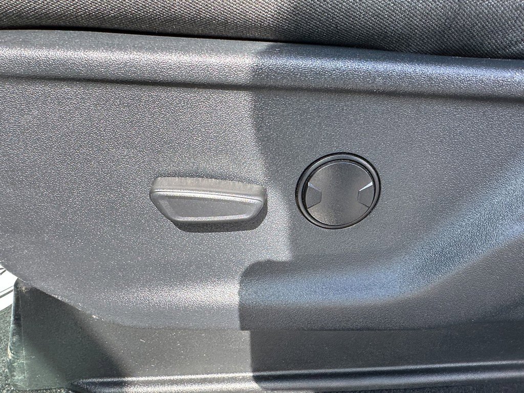 Used 2025 Ford F150 XLT w/ Equipment Group 301A Standard image 19