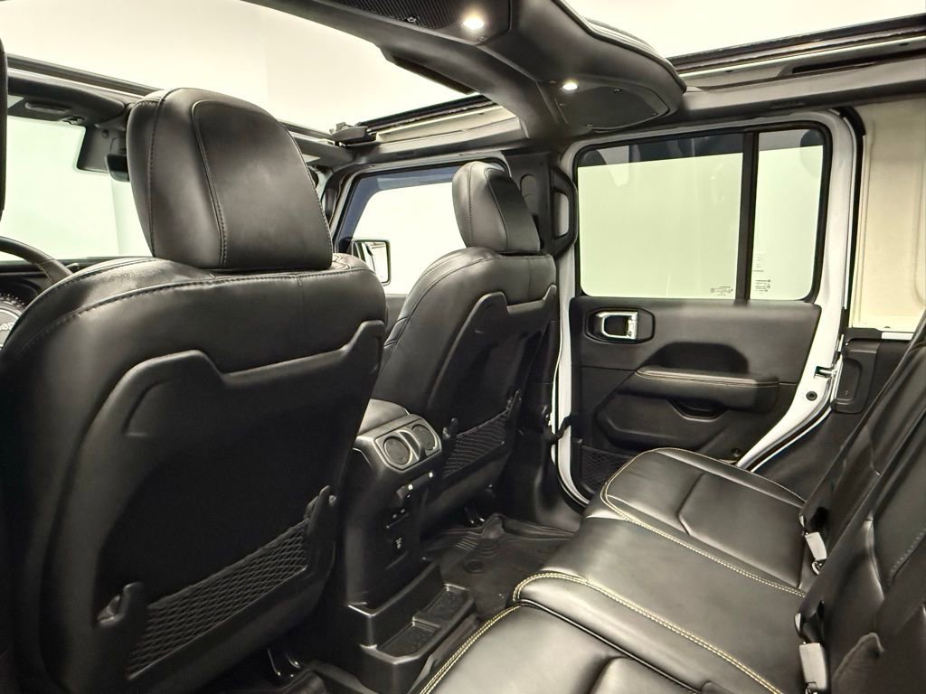 Used 2025 Jeep Wrangler Unlimited Rubicon 392 image 33
