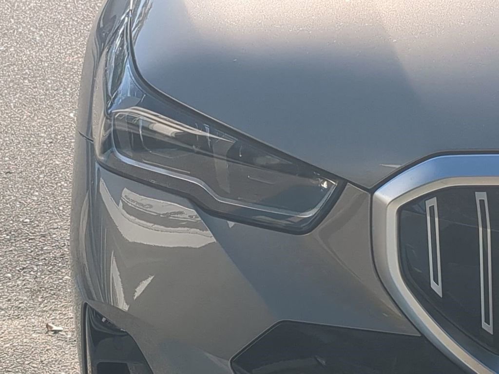 New 2026 BMW 530i xDrive w/ M Sport Package AWD/4WD image 10