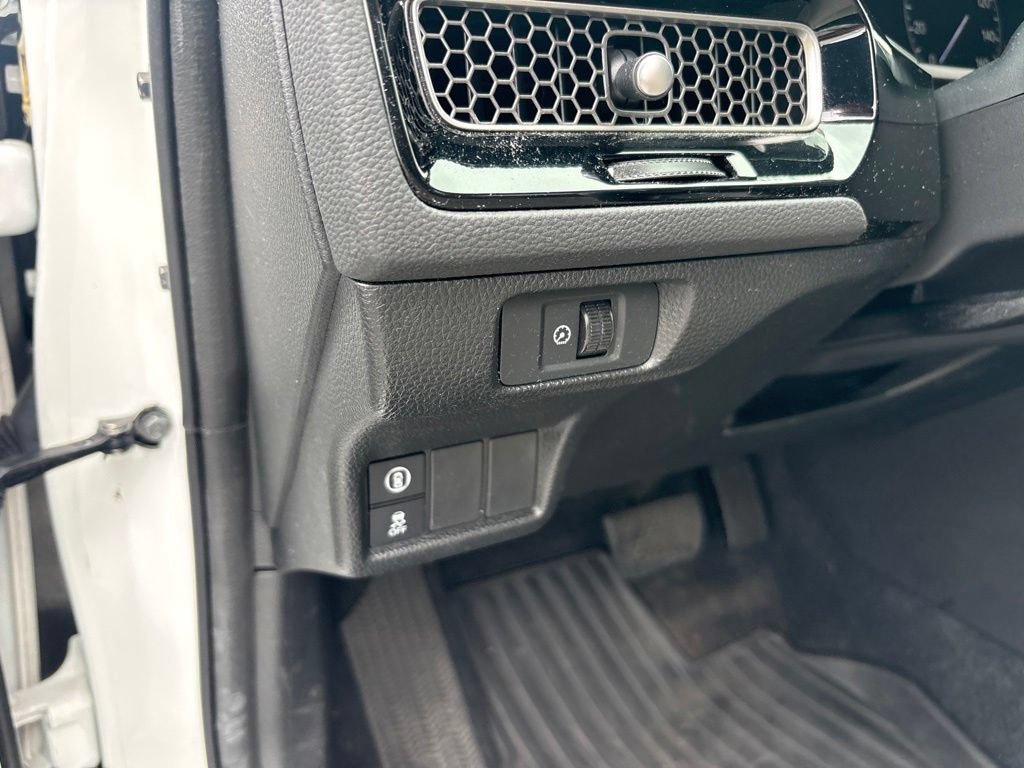 Used 2023 Honda Civic EX-L image 18