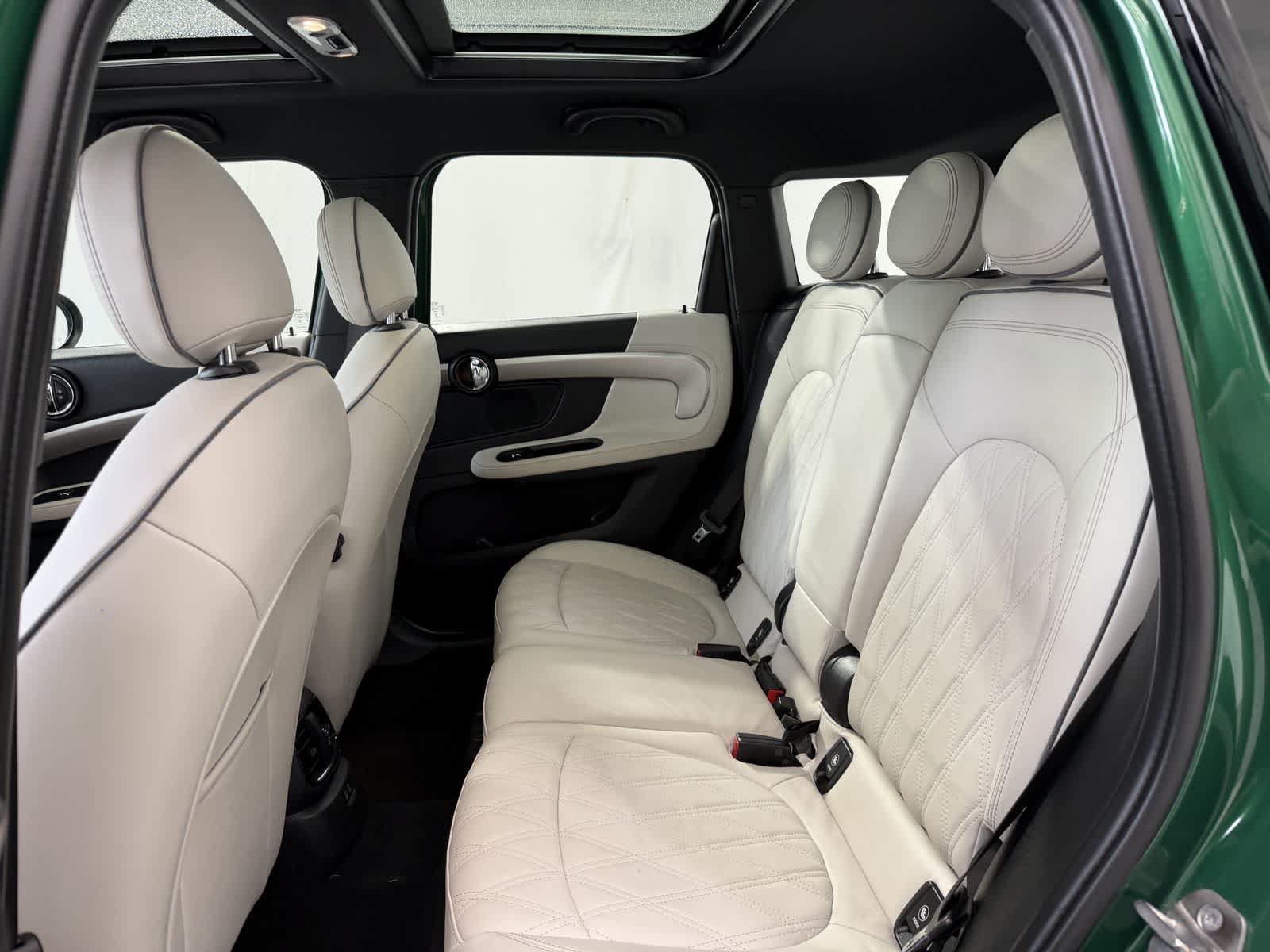 Used 2024 MINI Cooper Countryman S w/ Signature Upholstery Package FWD image 11