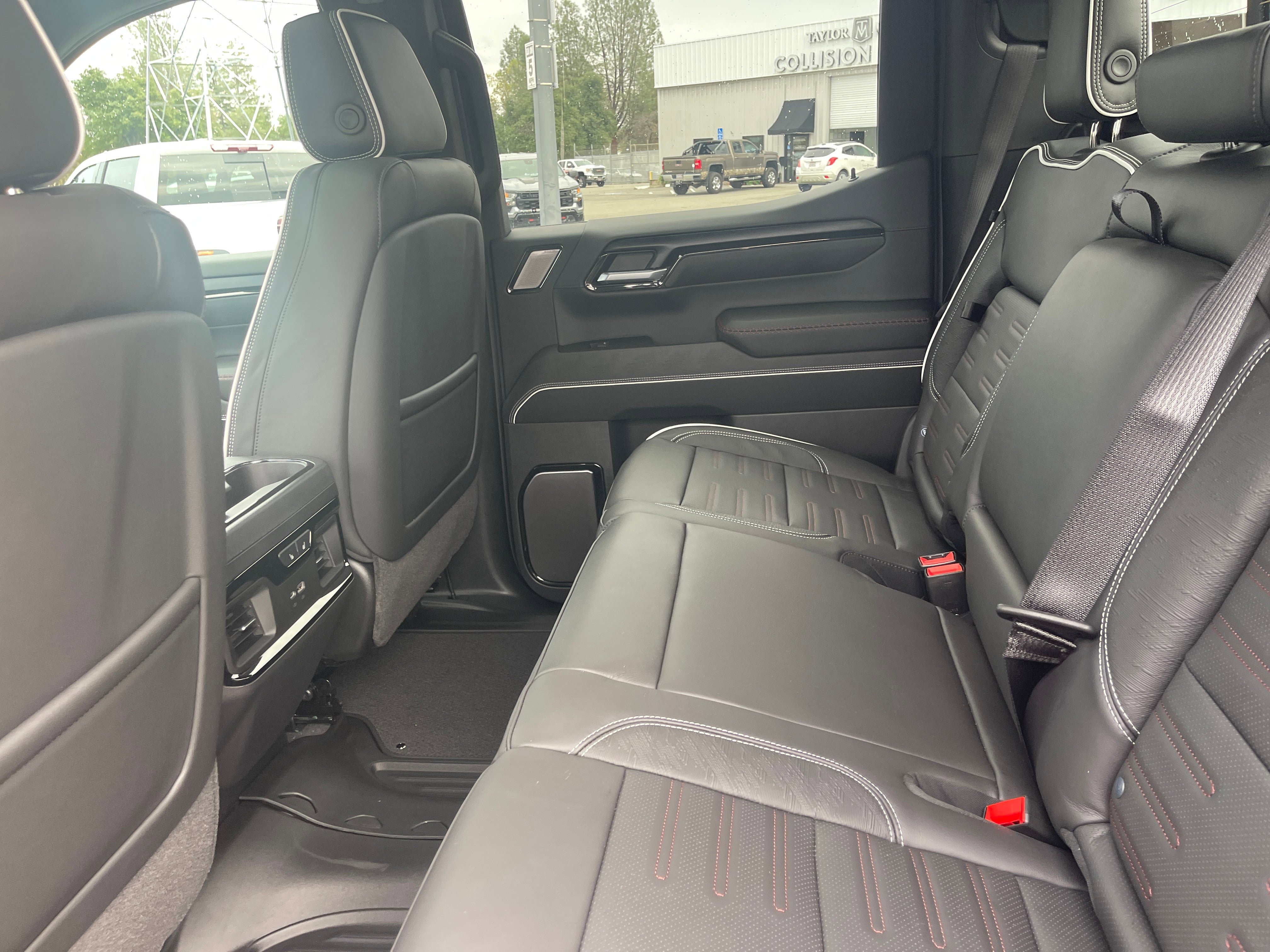 New 2026 GMC Sierra 1500 AT4X image 17
