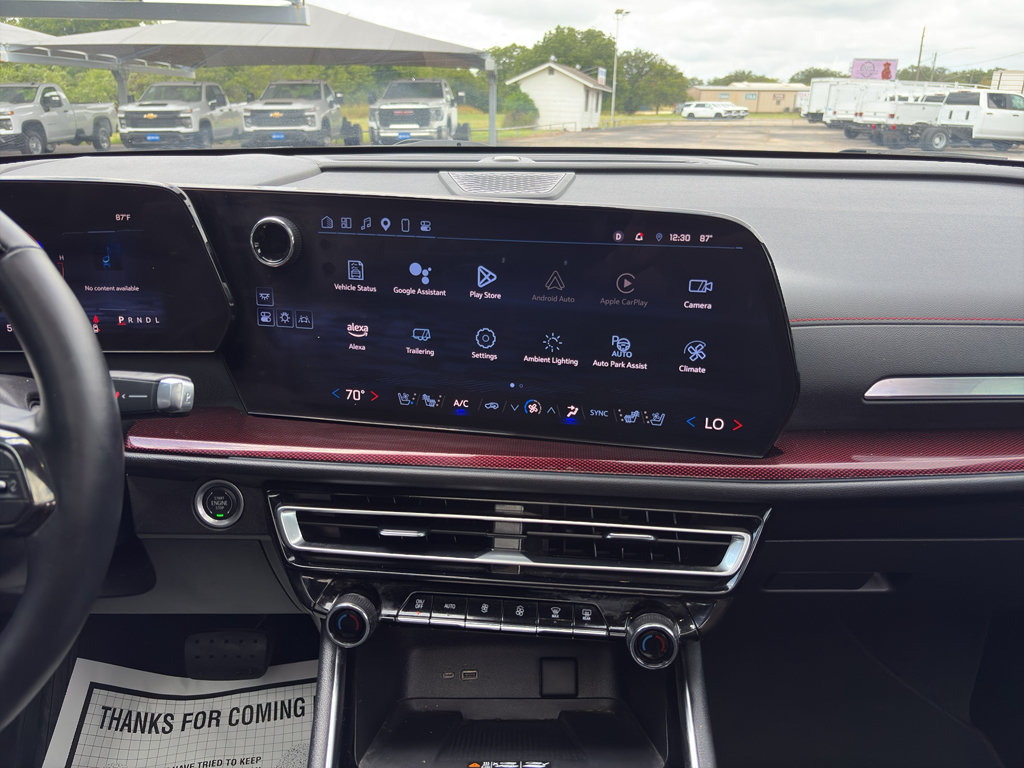 Used 2024 Chevrolet Traverse RS FWD image 23