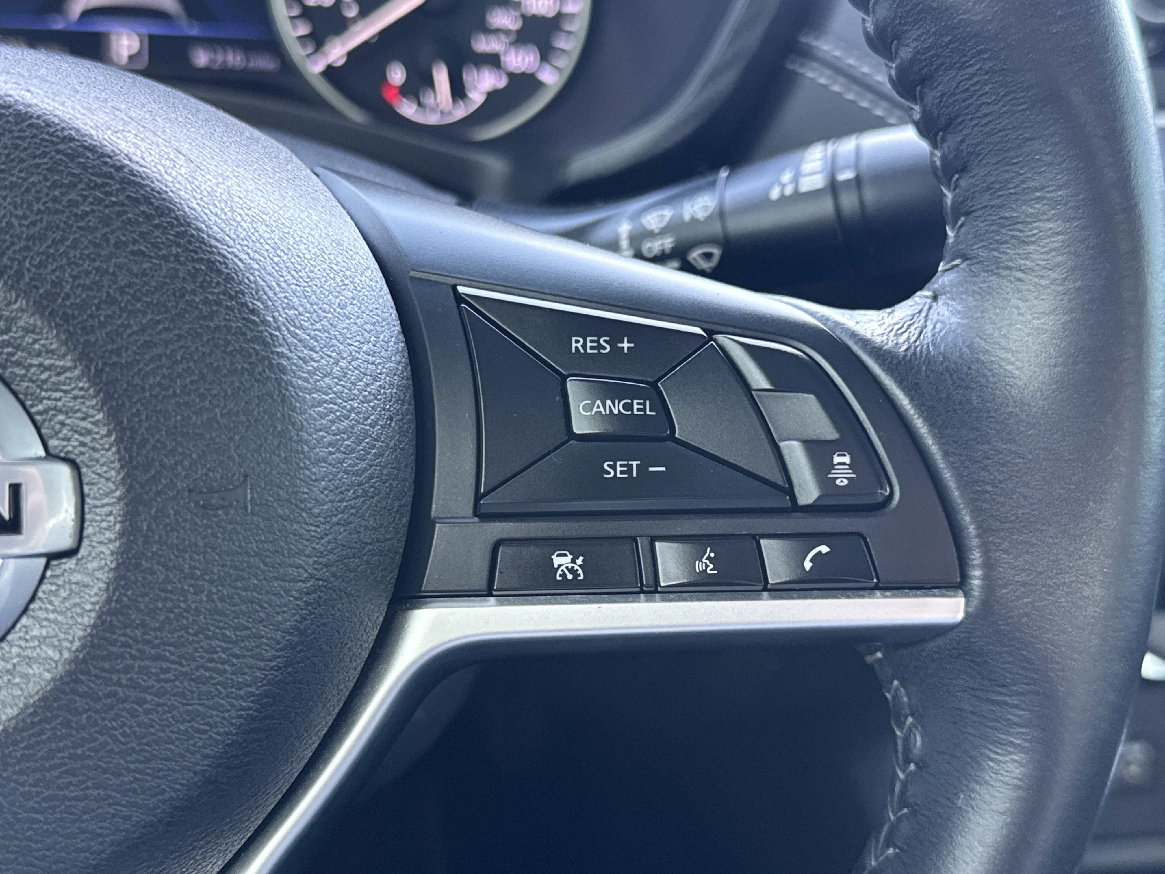 Used 2023 Nissan Sentra SV image 17