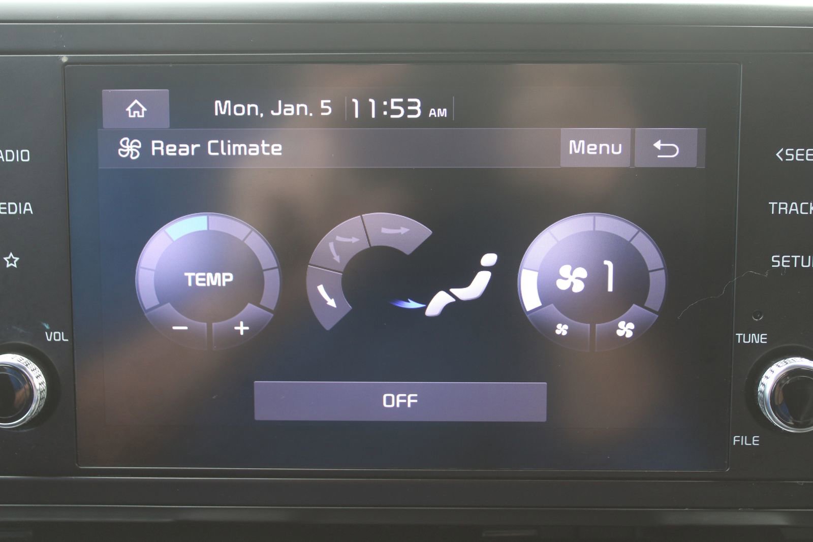 Used 2022 Kia Carnival LX image 54