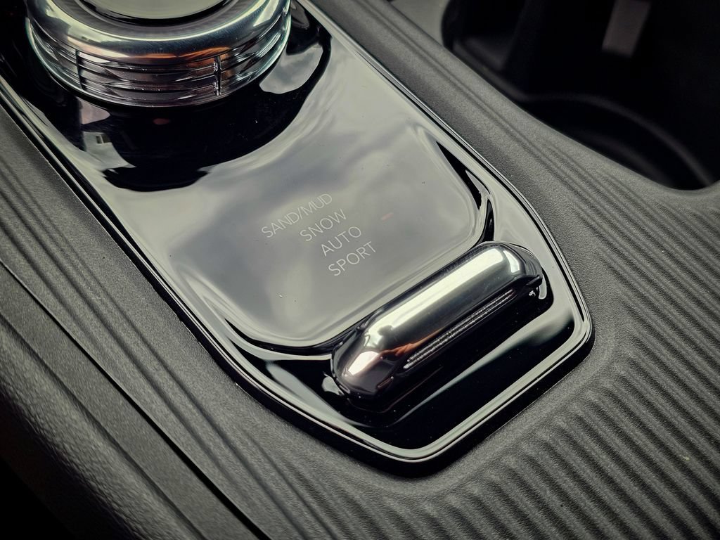 New 2026 Jeep Cherokee Limited AWD/4WD image 25
