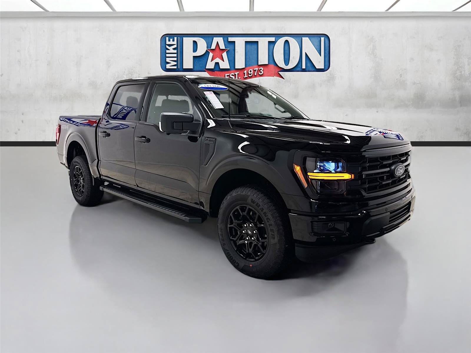 New 2026 Ford F150 XLT w/ Equipment Group 302A MID AWD/4WD image 1