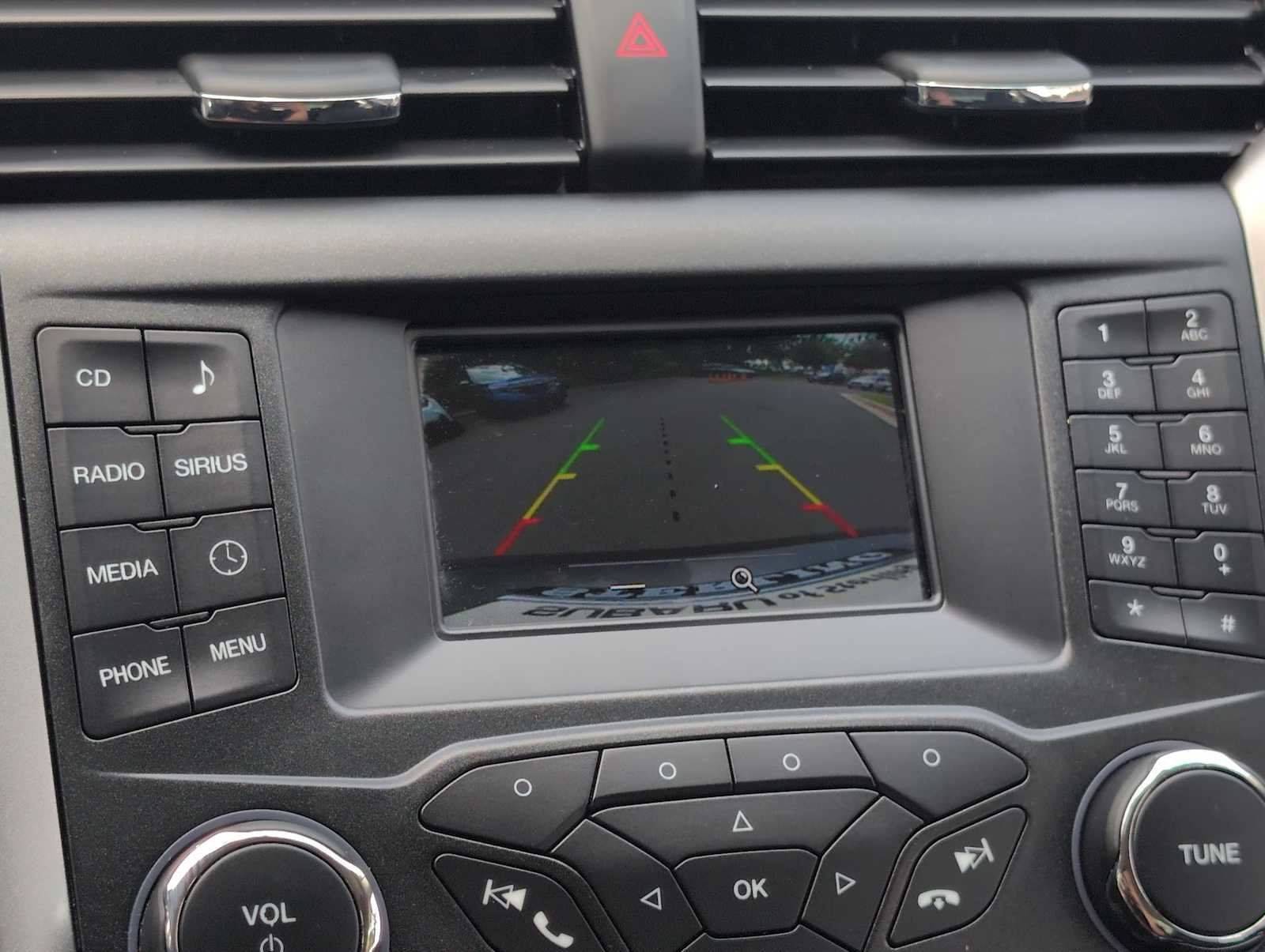 Used 2017 Ford Fusion SE FWD image 28