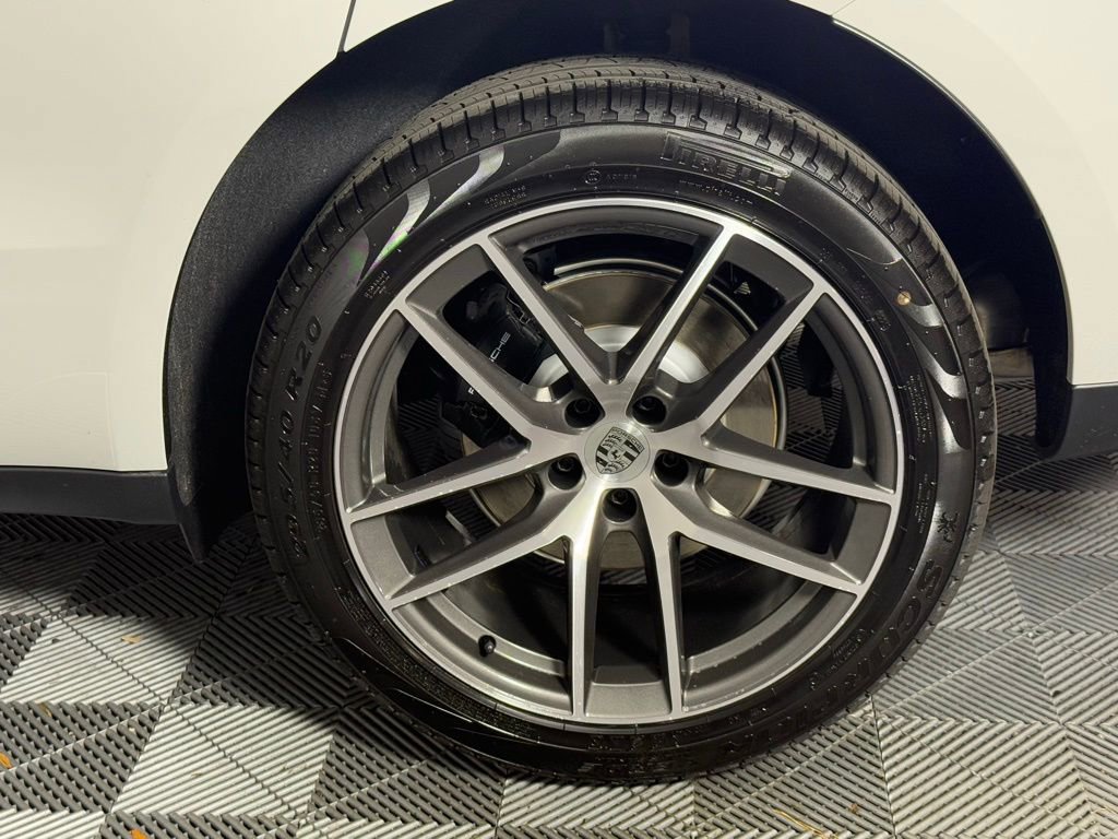 New 2026 Porsche Macan Turbo image 13