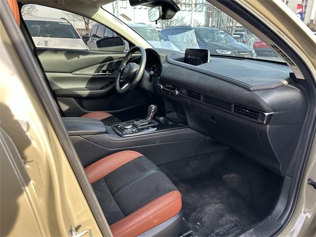 Used 2024 MAZDA CX-30 Carbon image 9
