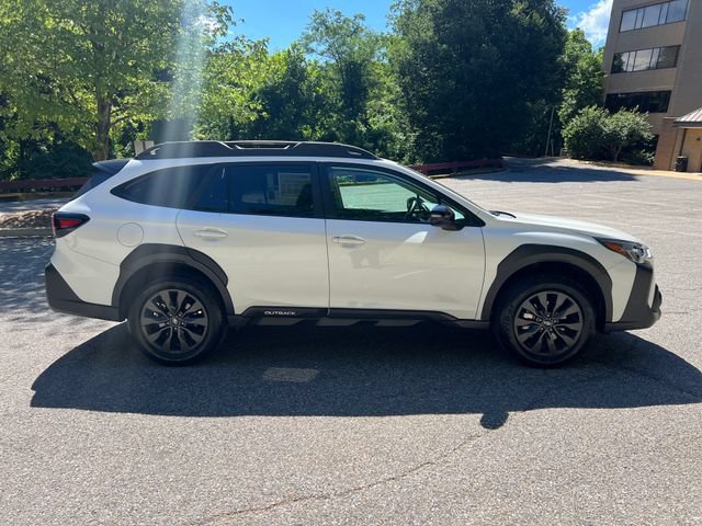 Certified 2025 Subaru Outback Onyx Edition AWD/4WD image 2