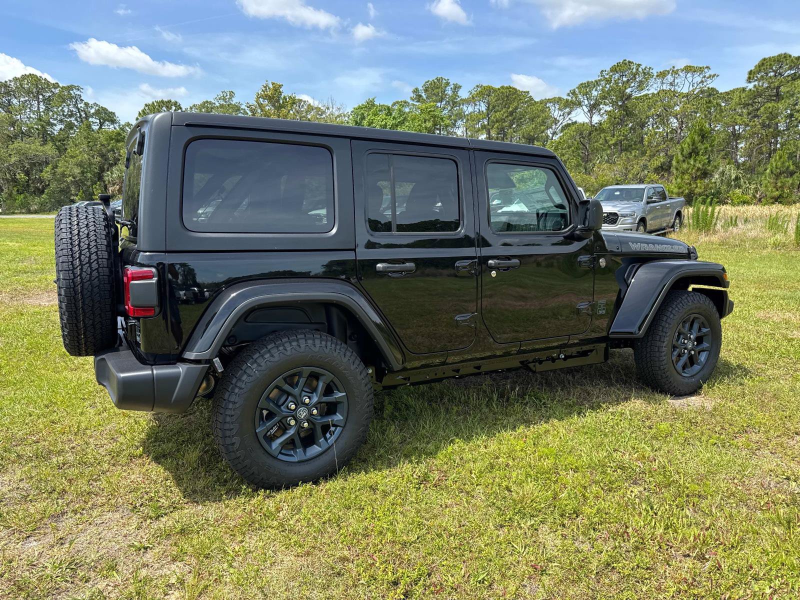 New 2026 Jeep Wrangler Unlimited Sport AWD/4WD image 3