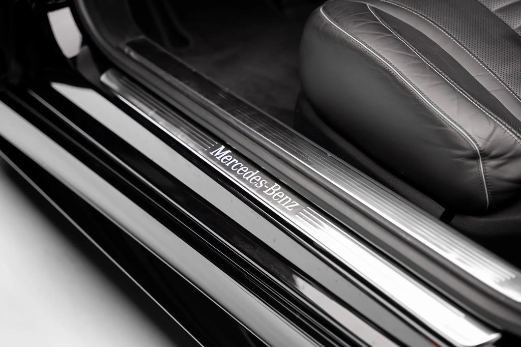 Used 2018 Mercedes-Benz S 560 Cabriolet image 39