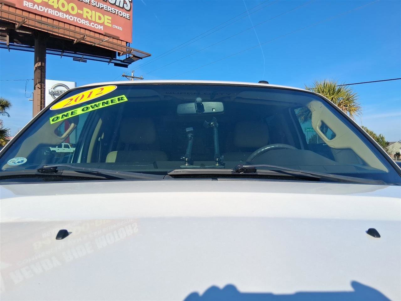 Used 2012 Ford F250 Lariat w/ Lariat Interior Pkg image 31