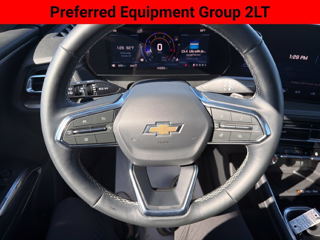 Certified 2025 Chevrolet Traverse LT w/ Sun and Wheel Package AWD/4WD image 17