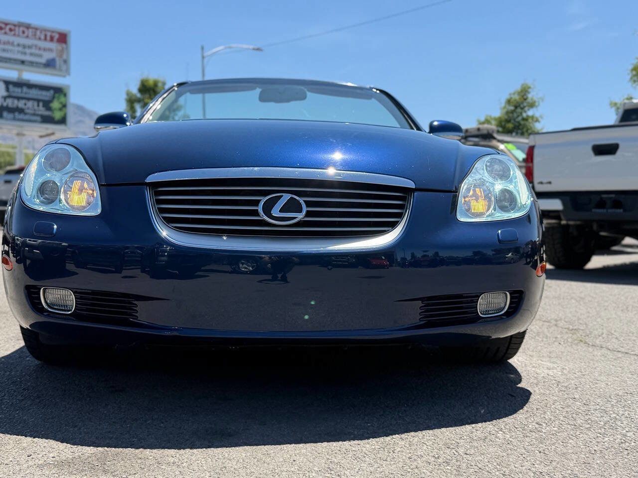 Used 2005 Lexus SC 430 Convertible RWD image 5