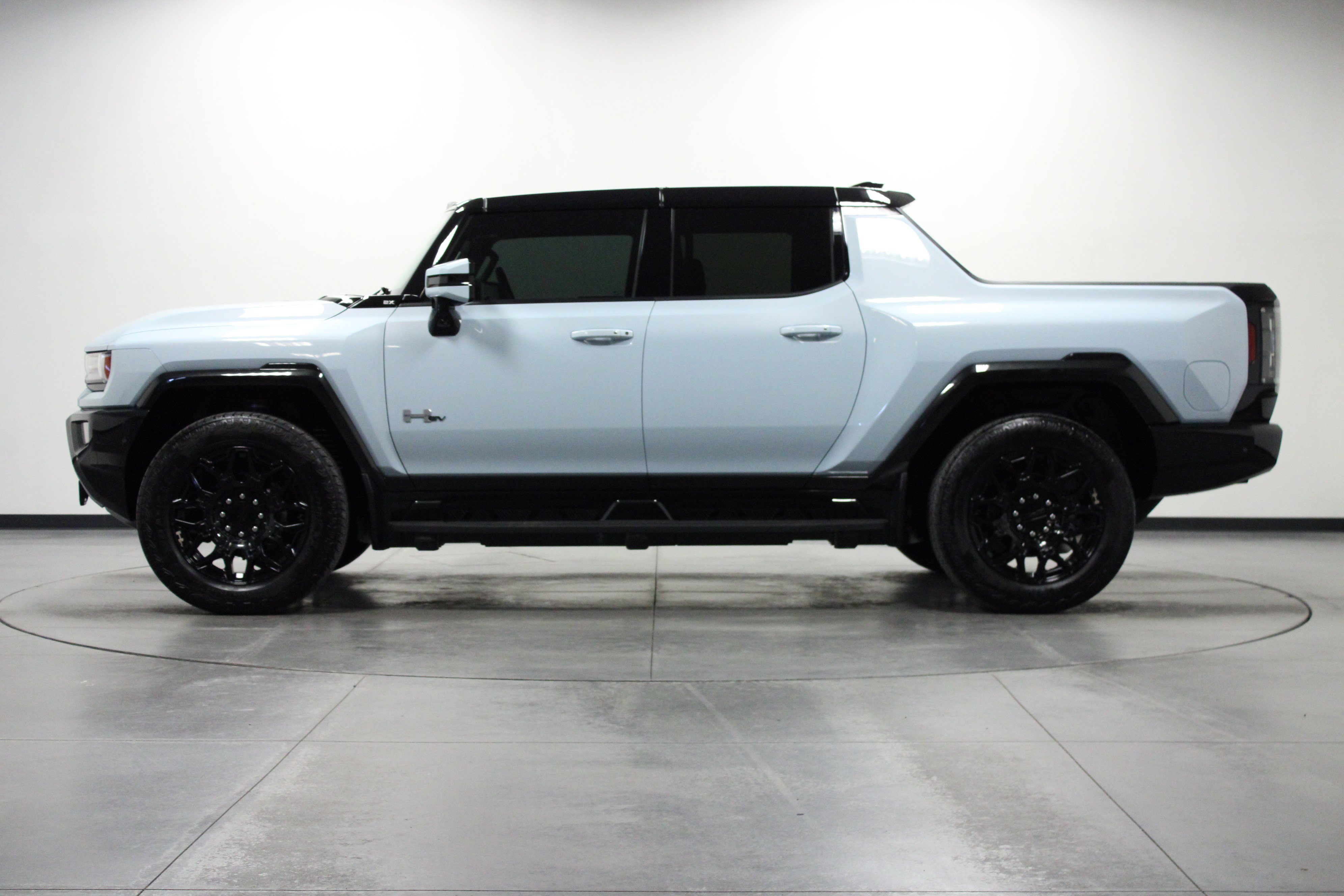 Used 2025 GMC Hummer EV 2X AWD/4WD image 7