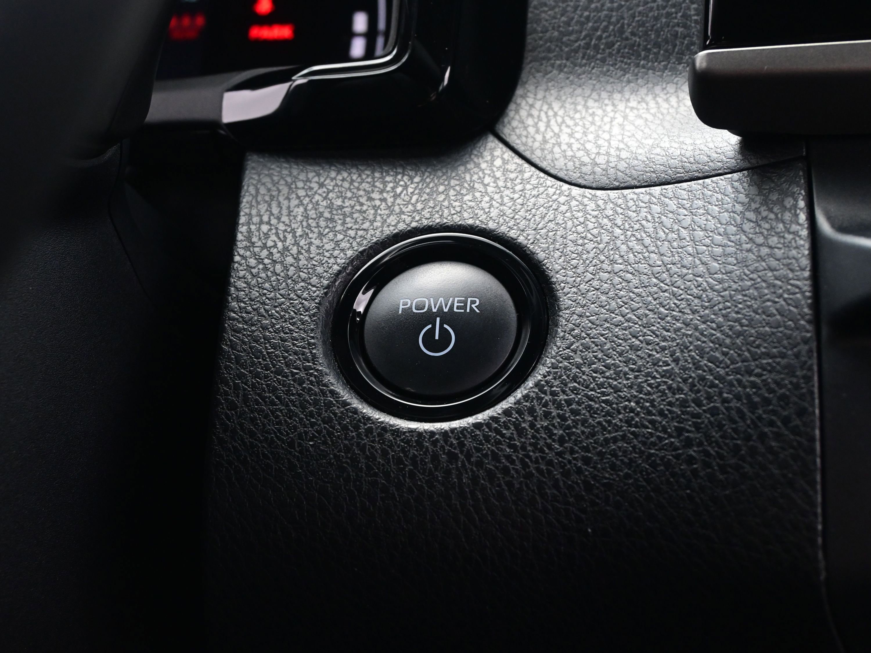 Used 2025 Toyota Camry LE w/ Convenience Package image 22