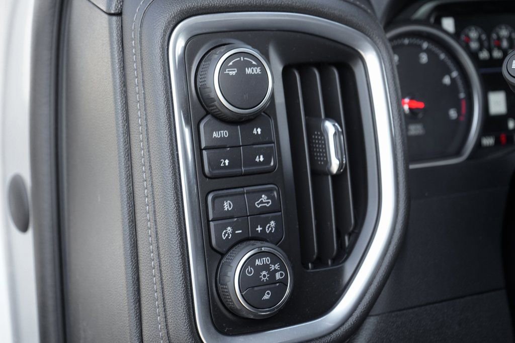 Used 2023 Chevrolet Silverado 3500 High Country w/ Safety Package II AWD/4WD image 20