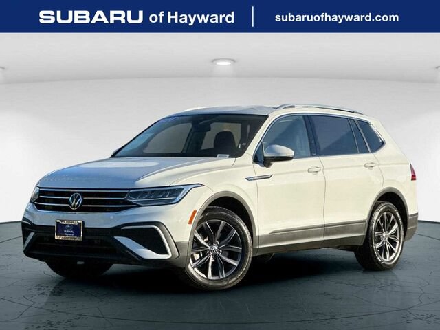Used 2024 Volkswagen Tiguan SE