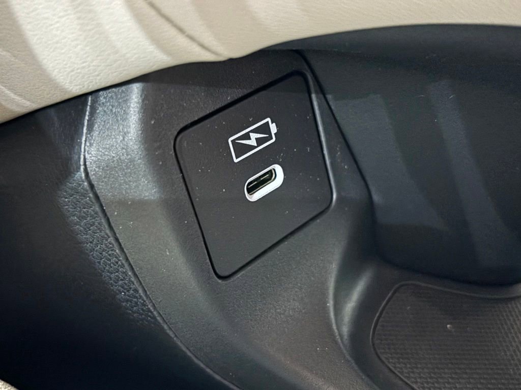 New 2026 Honda HR-V LX image 15