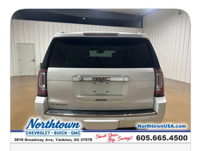 Used 2017 GMC Yukon Denali w/ Open Road Package AWD/4WD image 4