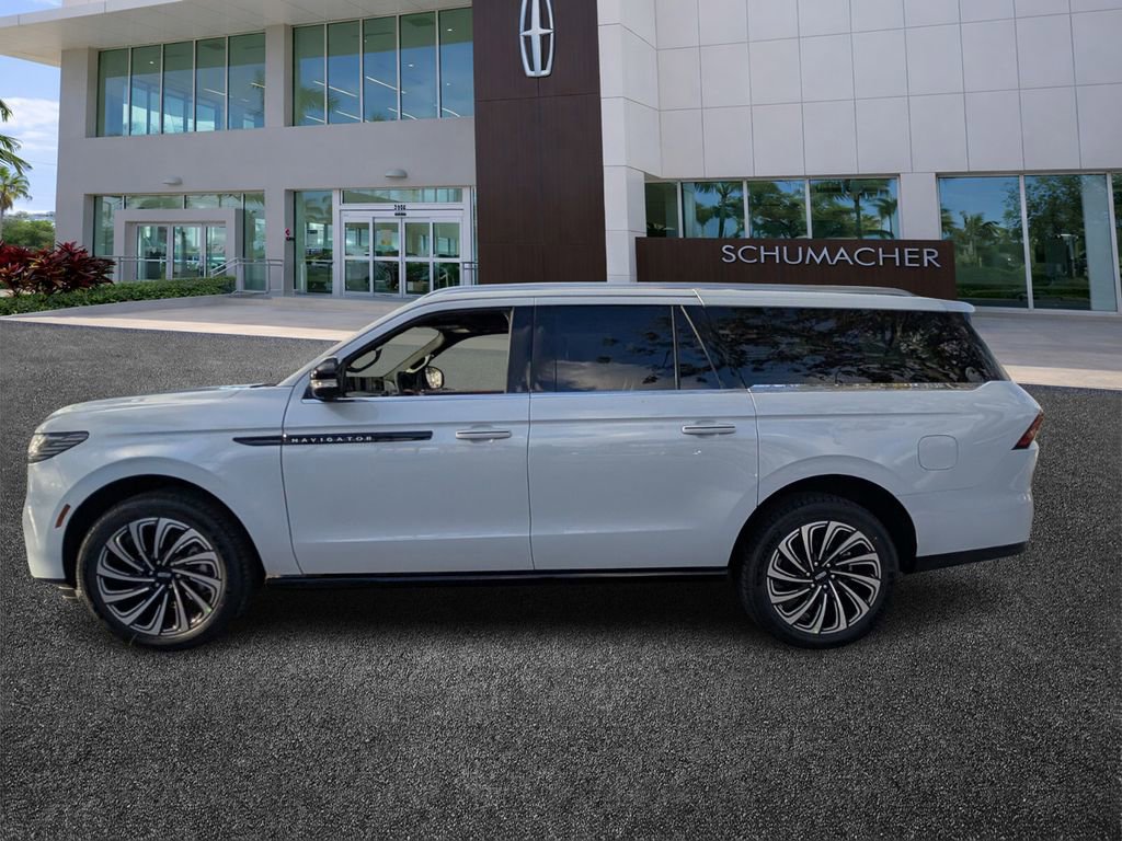 New 2026 Lincoln Navigator L Black Label AWD/4WD image 4