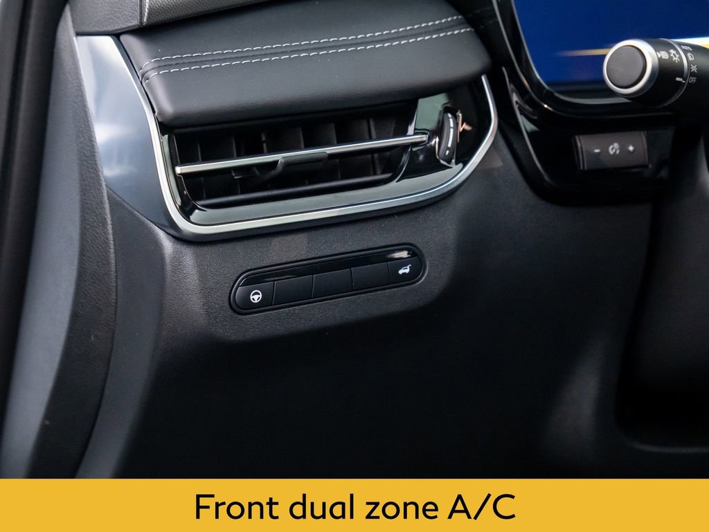 Certified 2026 INFINITI QX60 Luxe w/ Cargo Package AWD/4WD image 21