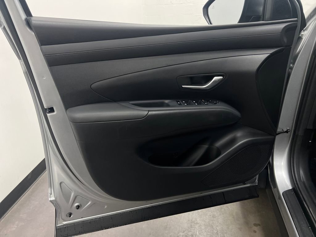Used 2025 Hyundai Tucson SEL image 12
