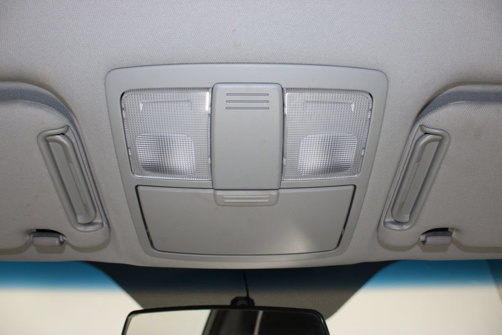Used 2012 Kia Sorento FWD w/ Third Row Pkg image 18
