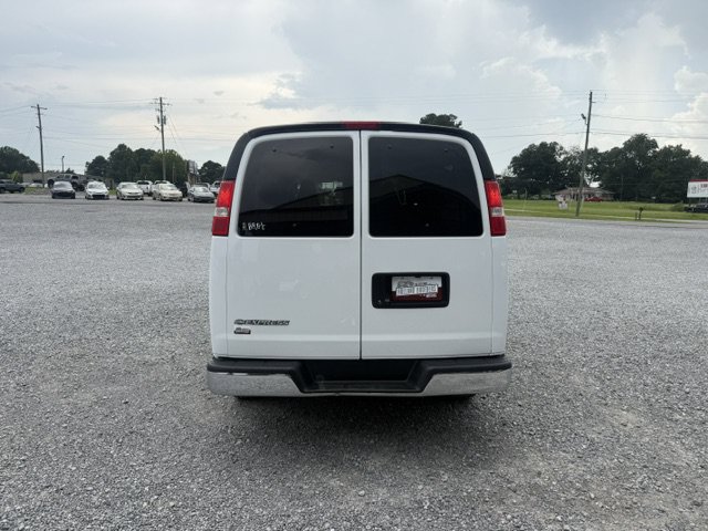 Used 2020 Chevrolet Express 3500 LT w/ LT Preferred Equipment Group RWD image 4