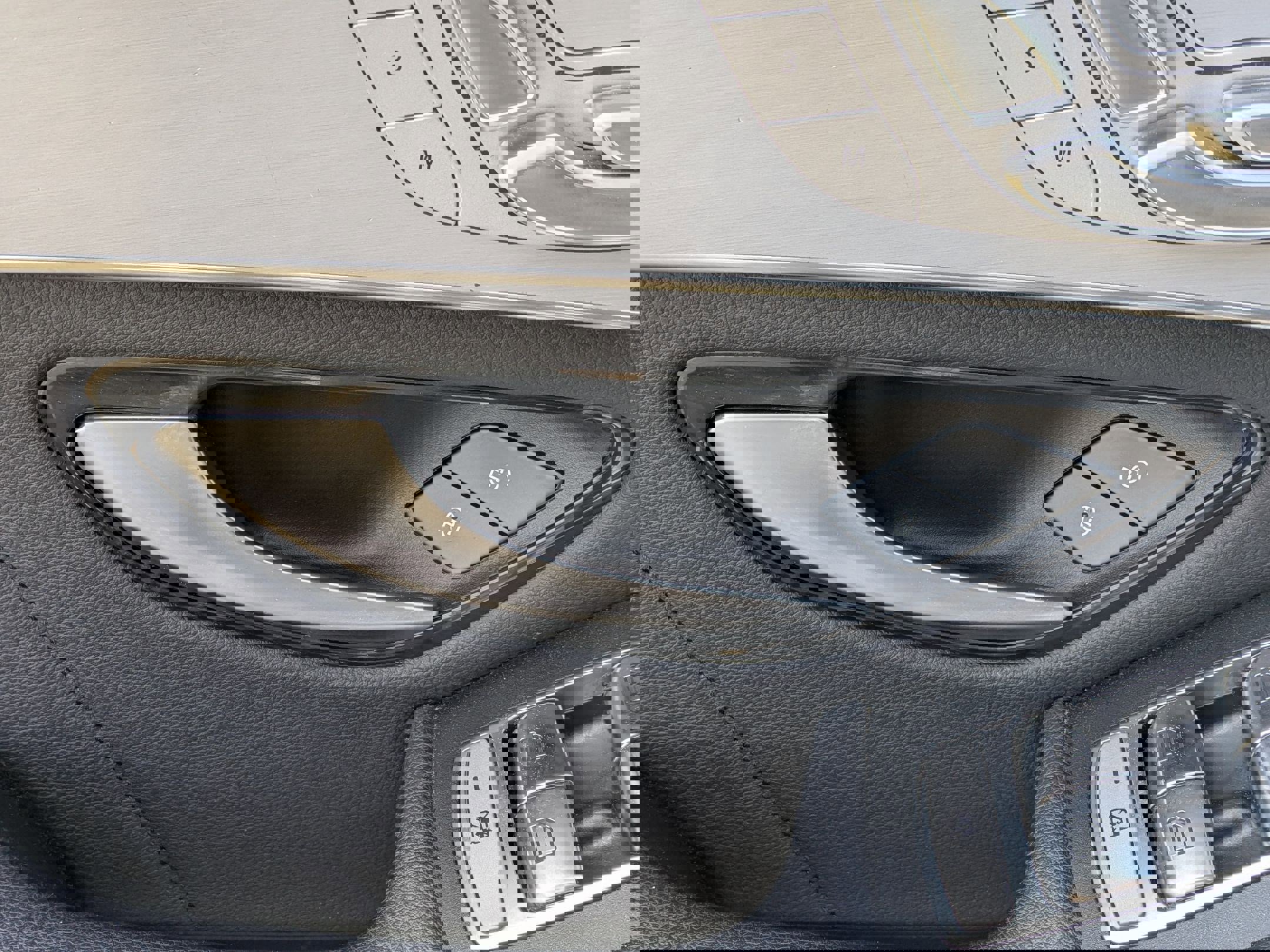 Used 2021 Mercedes-Benz GLC 300 image 12