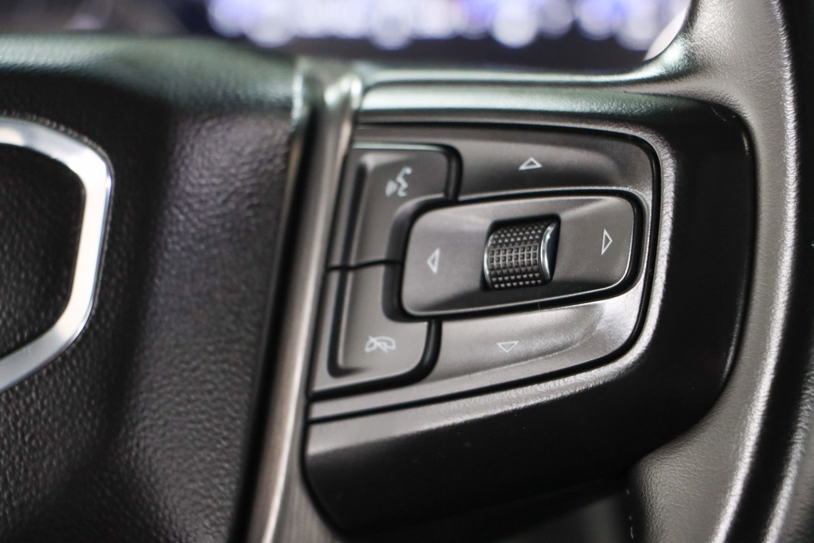 Used 2023 GMC Sierra 2500 Denali w/ Denali Ultimate Package image 15