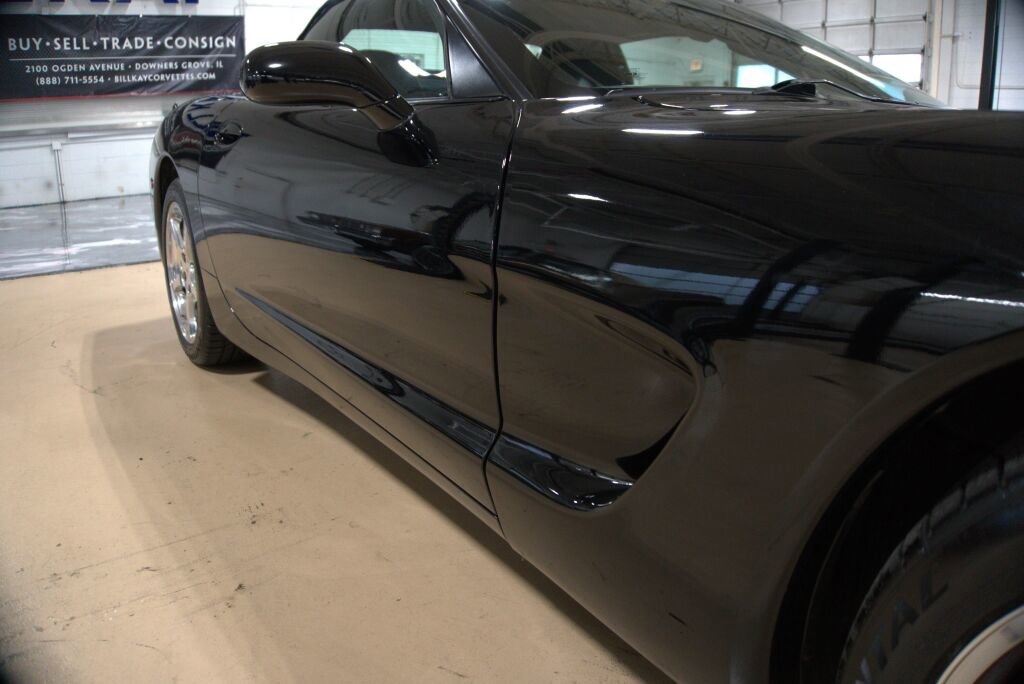 Used 2002 Chevrolet Corvette Convertible w/ Preferred Equipment Group2 image 28