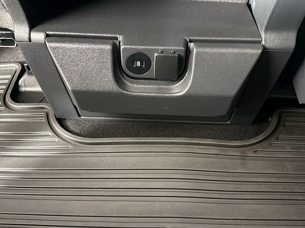 Used 2024 Ford F150 XLT w/ Tow/Haul Package image 26