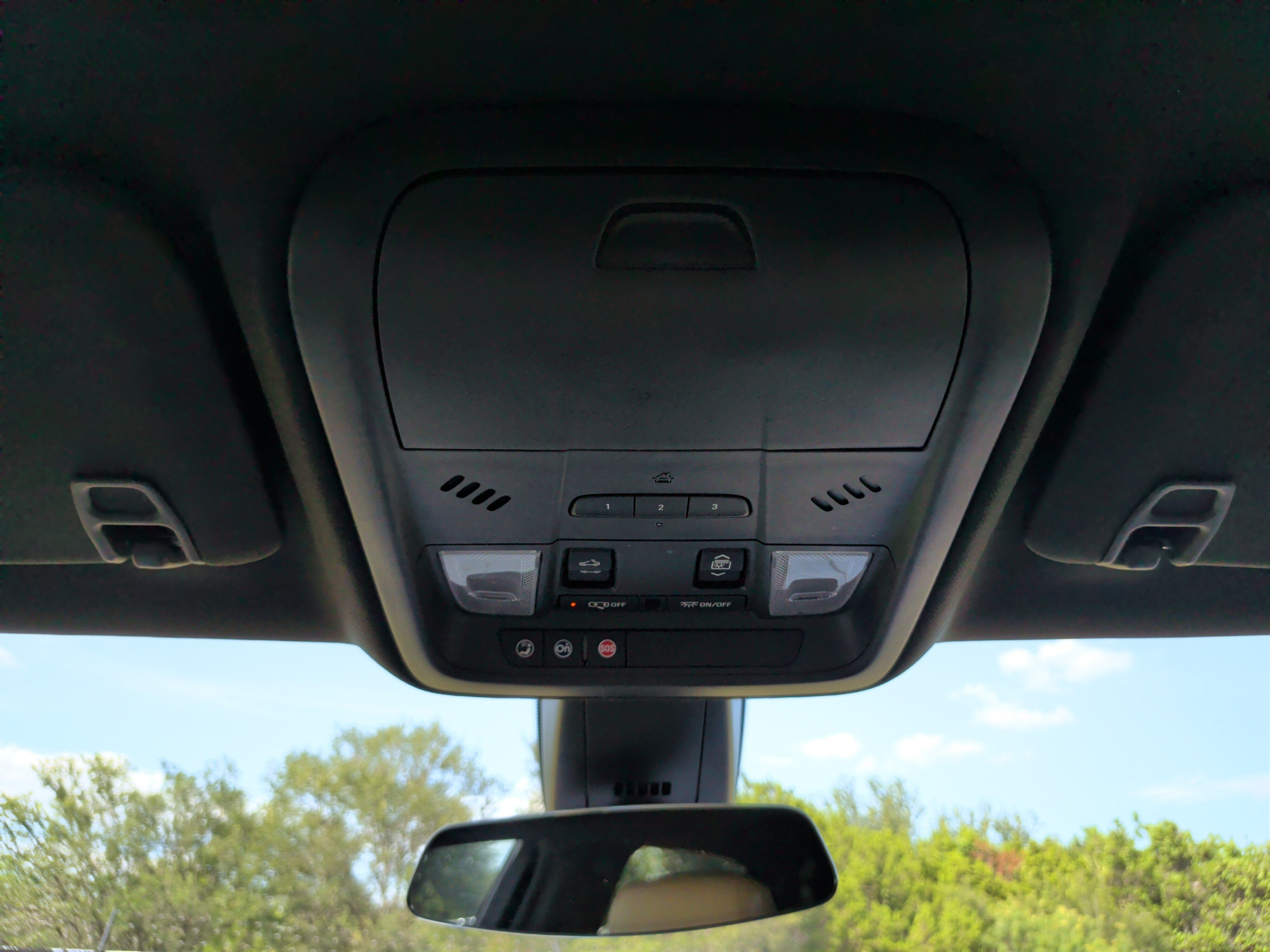 Used 2017 Cadillac XT5 Luxury w/ Driver Awareness Package FWD image 32