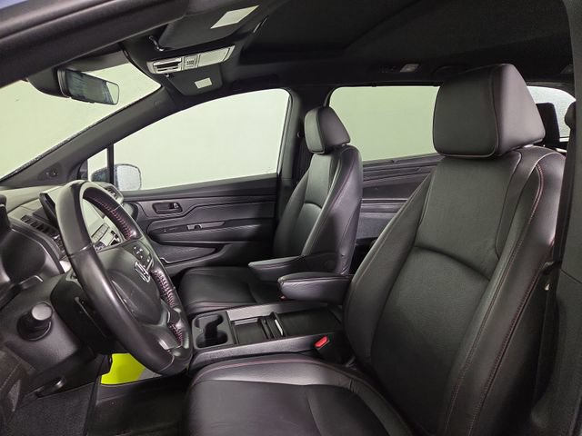 Used 2024 Honda Odyssey Sport image 13