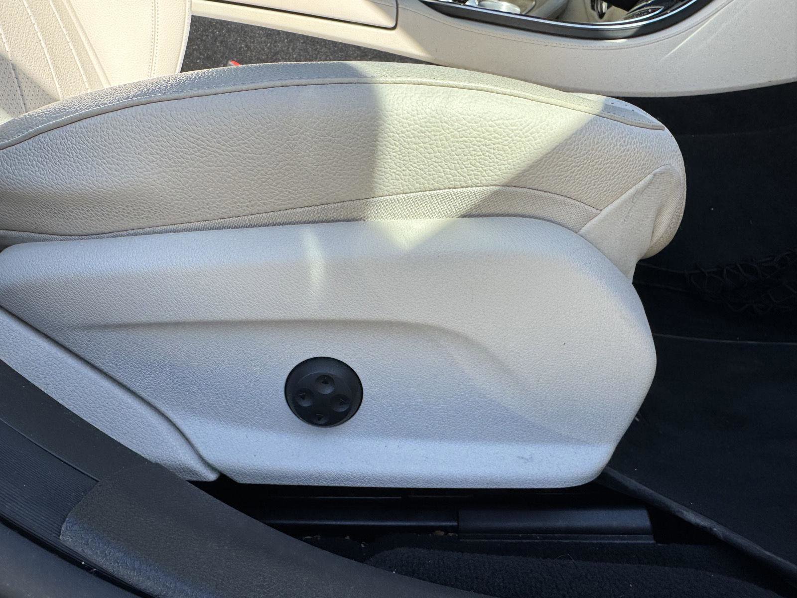 Used 2017 Mercedes-Benz E 300 image 31