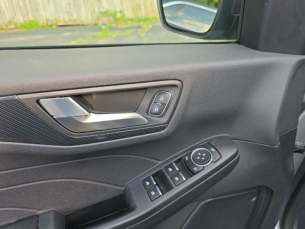 Used 2023 Ford Escape ST-Line w/ Tech Pack #1 image 13