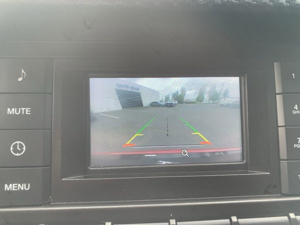 Used 2018 Ford Mustang Coupe RWD image 17